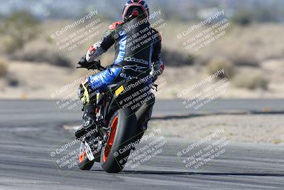 media/Dec-07-2025-CVMA (Sun) [[3e7d2de5dc]]/Race 5-Formula UL-CVMA Hooligans-American Thunder/